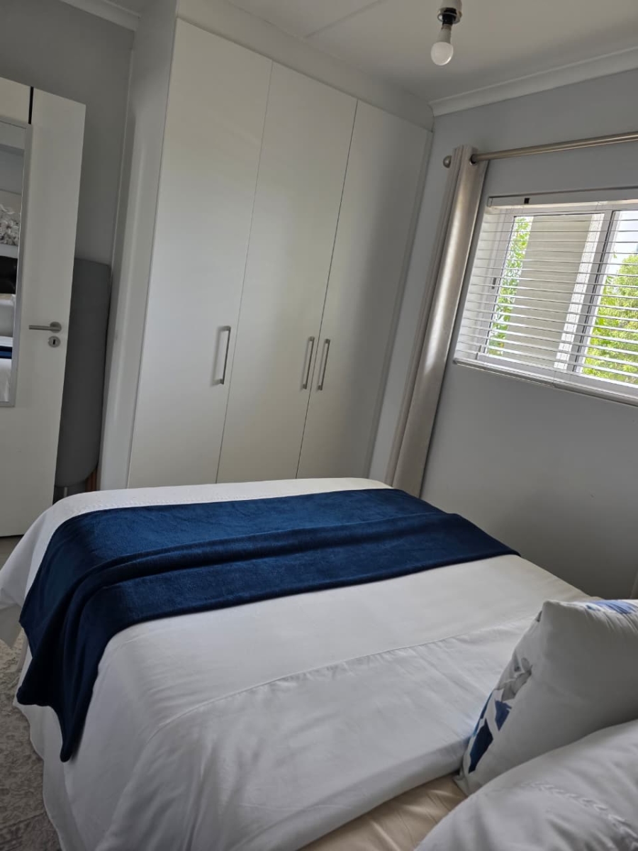 2 Bedroom Property for Sale in Burgundy Estate Western Cape